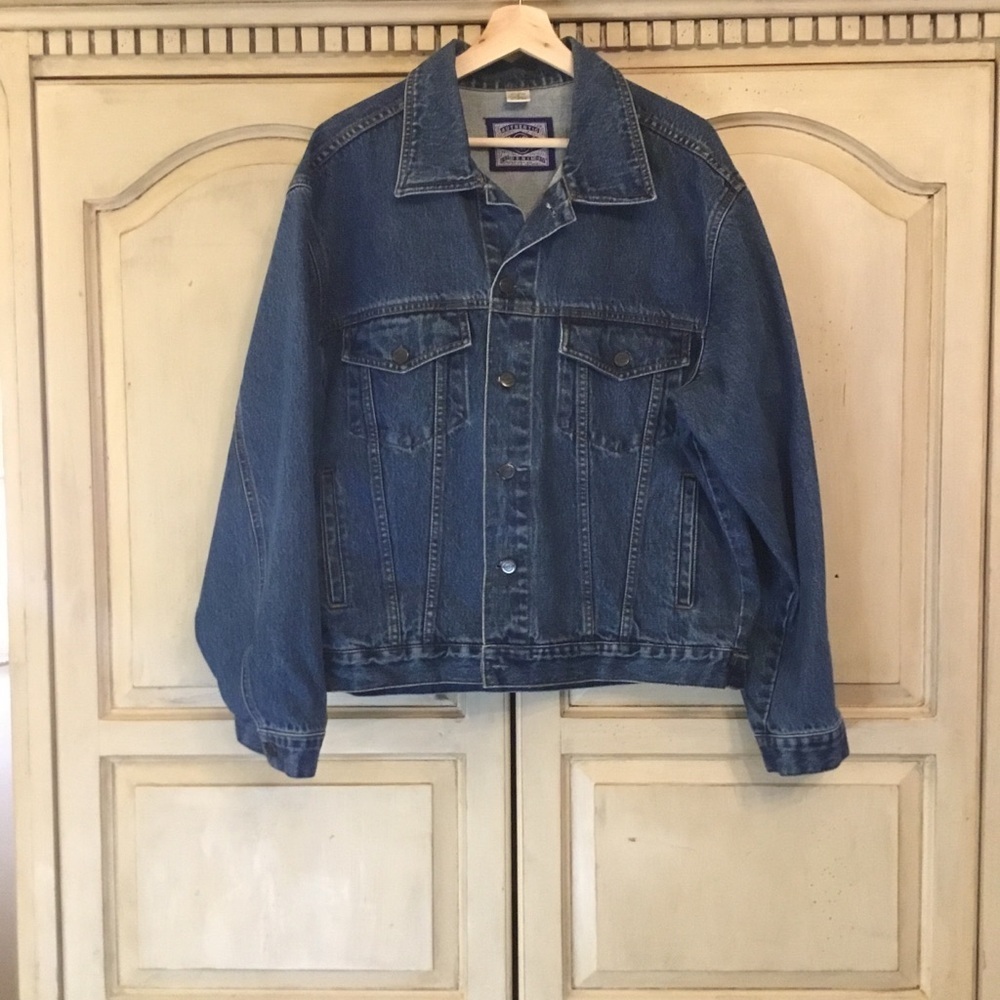 Classic Hard Rock Cafe Blue Denim Jacket Size M